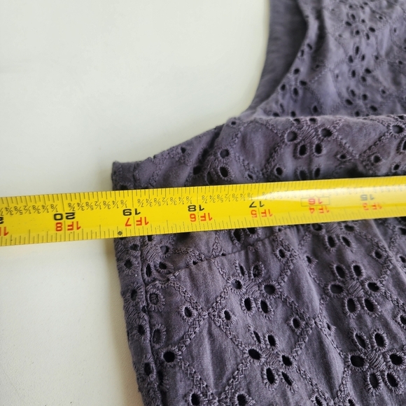 Loft Women's Gray Eyelet Boho Sleeveless Ruffle Blouse Women’s Peplum Babydoll M - Picture 6 of 10